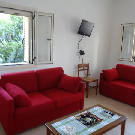 Apartment Manoleas Villas - Beautiful Maisonettes In *