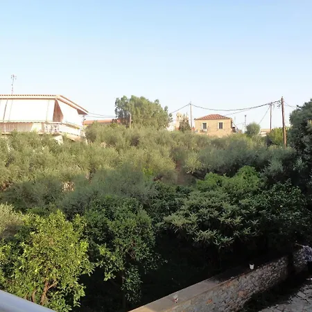 Manoleas Villas - Beautiful Maisonettes In Apartment *