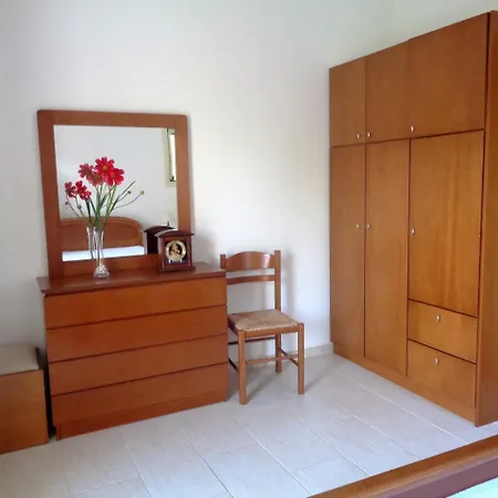 Manoleas Villas - Beautiful Maisonettes In Στούπα