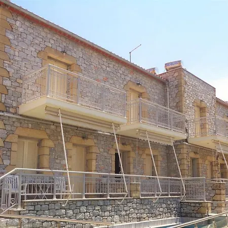 Manoleas Villas - Beautiful Maisonettes In * Στούπα
