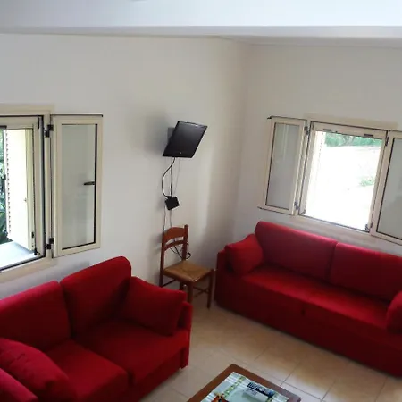 Manoleas Villas - Beautiful Maisonettes In *